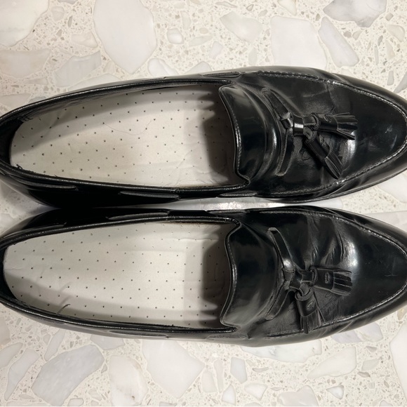 Black Dress Shoes - Picture 2 of 3